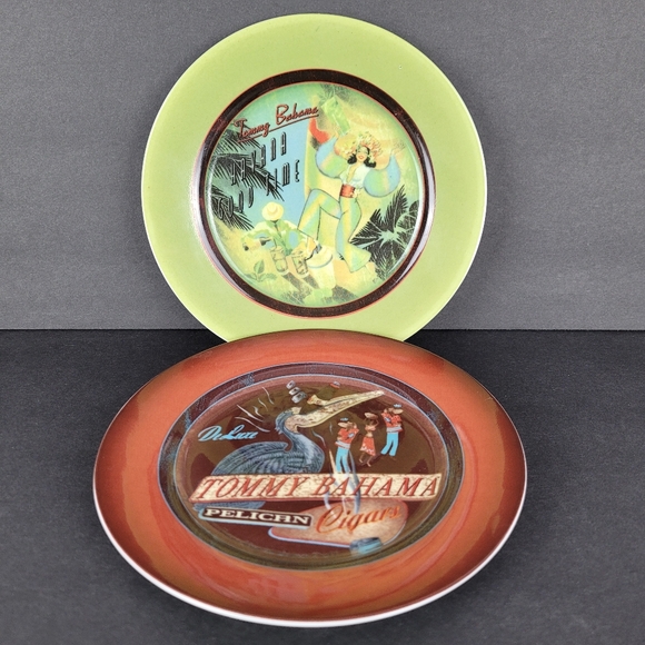 Tommy Bahama Cocktail Snack Plates Set Of 2 - Picture 2 of 9
